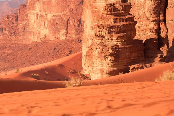 stock image Sand dunes and rock mountains landscape in Wadi Rum desert, Jordan, Middle East