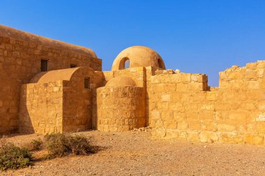 Ürdün 'deki Kureyir Amra, en çok çöldeki kaleler arasında tanınan kişi. UNESCO Dünya Mirası