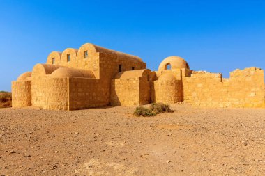 Ürdün 'deki Kureyir Amra, en çok çöldeki kaleler arasında tanınan kişi. UNESCO Dünya Mirası