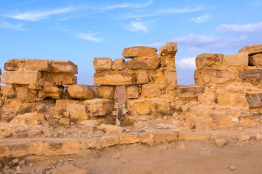 Al Karak ya da Kerak, Ürdün Ortaçağ Haçlıları Kalesi şehrin merkezinde yıkıldı