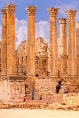 Jerash, Ürdün - 7 Kasım 2022: Antik Roma kenti Gerasa 'daki Artemis Tapınağı, Jarash