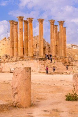 Jerash, Ürdün - 7 Kasım 2022: Antik Roma kenti Gerasa 'daki Artemis Tapınağı, Jarash