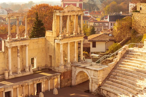 Plovdiv Bulgaria Vista Atardecer Columnas Del Antiguo Anfiteatro Romano — Foto de Stock