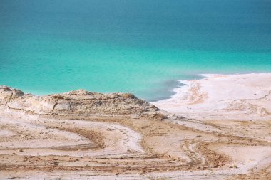 Ürdün, Ölü Deniz kıyısı, tuz kristalleri dokusu, yüksek açı görünümü