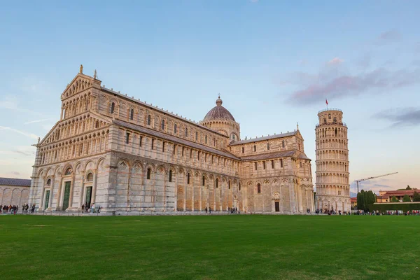 Piza Włochy Października 2018 Katedra Pizie Krzywa Wieża Placu Cudów — Zdjęcie stockowe