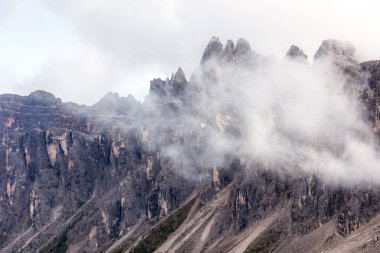 İtalyan Dolomite Alpleri, İtalya 'daki Dolomitler, Sonbaharda yüksek panorama