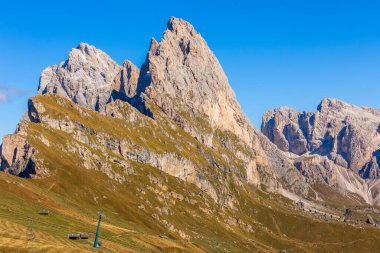 Ortisei, İtalya Seceda yüksek açılı sonbahar dağ manzaralı, Odle grubunun ayağı, Val Gardena, Dolomitler