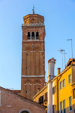 İtalya Venedik 'teki Santa Maria Gloriosa dei Frari Bazilikası Kulesi