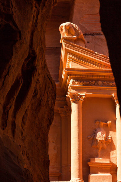 Храм Аль-Хазне Набатеян в Петре, Иордания. Каркас стен Сика и Казначейства