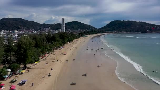 Thajsko Cestovní Město Patong Pláž Filmové Video Aerial View Shot — Stock video