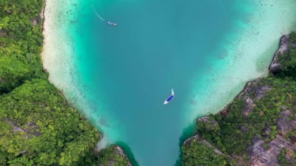 Aerial Drone Photo Iconic Tropical Turquoise Water Pileh Lagoon Surrounded — Stockvideo