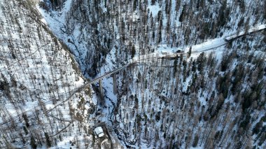 Findelbach köprüsü Zermatt, Valais, İsviçre Alpleri, İsviçre, İsviçre, Avrupa 'daki Gornergrat Bahn' deki Findelbach tren istasyonuna yakın..
