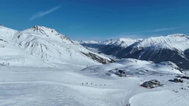 Corviglia, İsviçre 'den St. Moritz' e bakın..