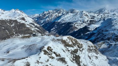 Schwarzsee 'den Zermatt' ın insansız hava görüntüsü.
