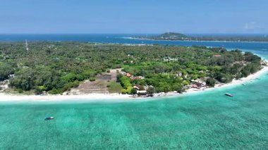 Gili Meno Adası, Endonezya Adalarındaki Güzel Tropikal Kıyı.