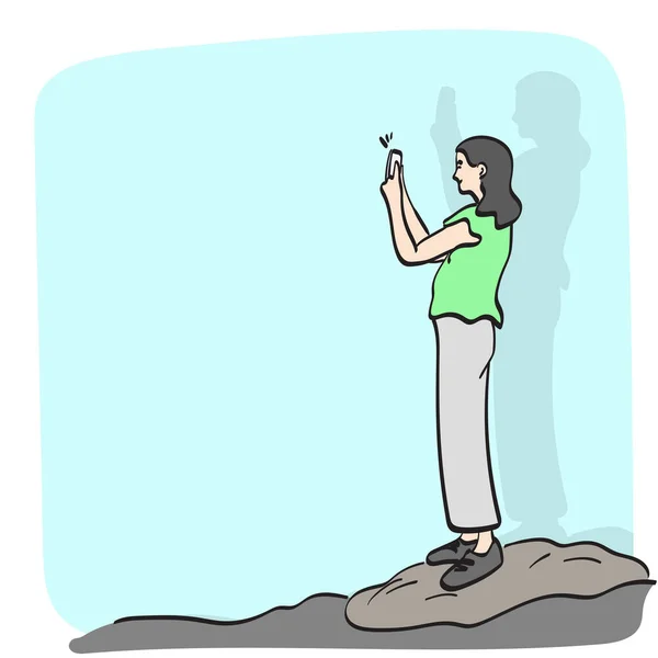 Linea Arte Donna Piedi Sulla Roccia Utilizzando Smartphone Illustrazione Vettoriale — Vettoriale Stock