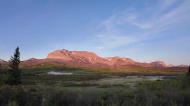 Kanada Kayalıkları 'nda bahar sonu