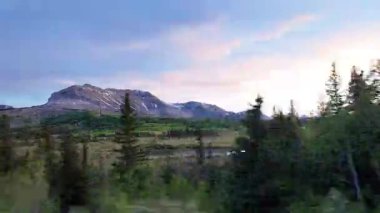 Kanada Kayalıkları 'nda bahar sonu