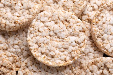 Pirinç kraker, sağlıklı, vejetaryen atıştırmalık konsepti.