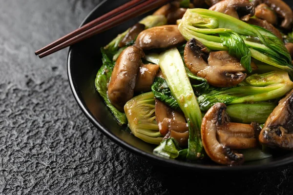 Bok Choy Pak Choi Mushroom Stir Fry Salsa Vegetariana Comida — Foto de Stock