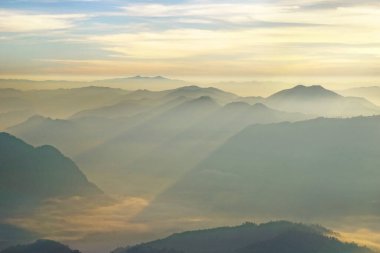 manzara fotoğraf, sabah tepelerde dağ