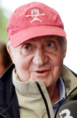 Palma, Mayorka, İspanya, 5 Mayıs. 2016. 2016 yılında Palma de Mallorca körfezindeki Palma Vela Kupası yelkenlileri sırasında İspanya Kralı I. Juan Carlos.