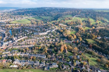 Bath, Kuzey Doğu Somerset 'in Somerset ilçesindeki inanılmaz hava manzarası, İngiltere, İngiltere, gündüz vakti