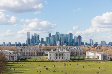 Kraliçe 'nin Evi' nin ve Greenwich Park 'ın geniş açılı manzarası, Greenwich, Londra, Birleşik Krallık, açık güneşli gün, gündüz