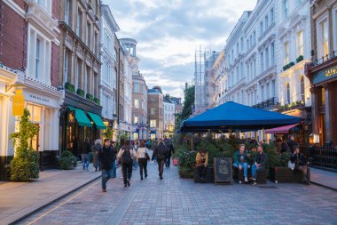 10 / 11 / 2024 - Londra: Londra şehir merkezindeki Soho bölgesi, İngiltere, İngiltere