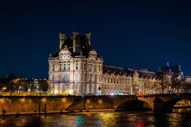 Pavillon de Flore, Paris, Fransa ve Avrupa 'nın güzel simgesi.