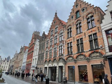 Bruges, Belçika, 20 Nisan 2O23: Bruges, Belçika 'nın ünlü tarihi ve turistik kenti. Seyahat kavramı