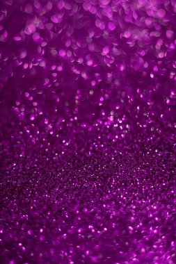 Metin ve tasarım için alanı olan soyut pembe, parlak, bulanık arka plan. Uzayı kopyala Dikey fotoğraf