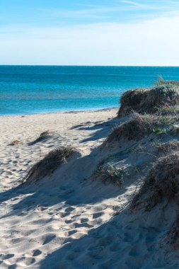 Akdeniz kıyısı, İspanya.