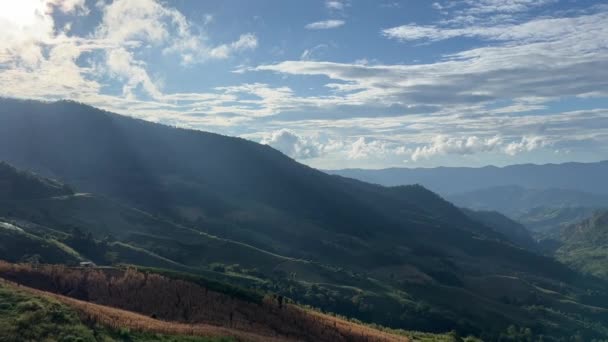 Vista Panorámica Del Valle Las Montañas Con Cielo Azul Zona — Vídeo de stock