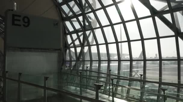 Vue Panoramique Porte Embarquement Aéroport Suvarnabhumi — Video