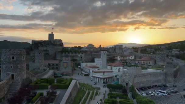 Vista Panorámica Del Castillo Rabati Atardecer — Vídeo de stock
