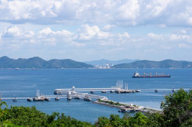 Gündüz vakti Koh Sichang Chonburi Tayland Körfezi 'nden Görünüm