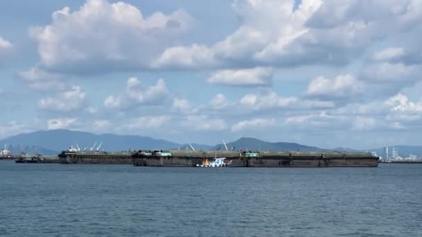 Pan View Footage Marine Port Barge Cargo Ship View Koh — стоковое видео
