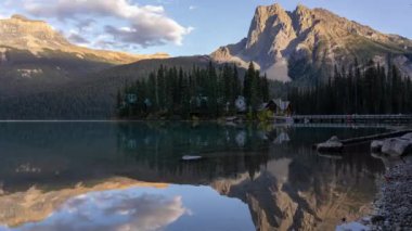 Zümrüt Gölü, Yoho Ulusal Parkı, Kanada Sunset