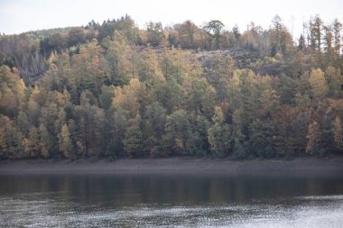 Kurak dönemlerde Siegerland 'daki baraj.