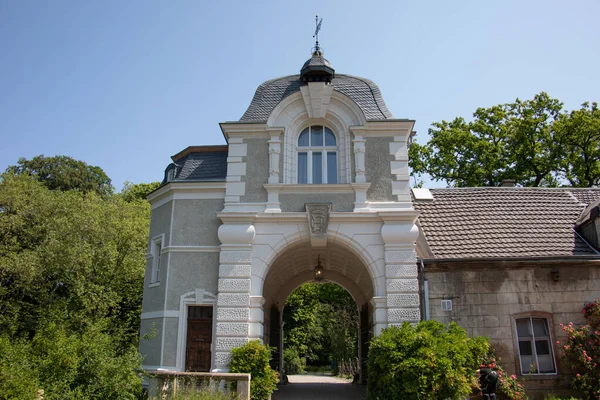 Castle Tuernich Mit Castle Park — Stock Photo, Image