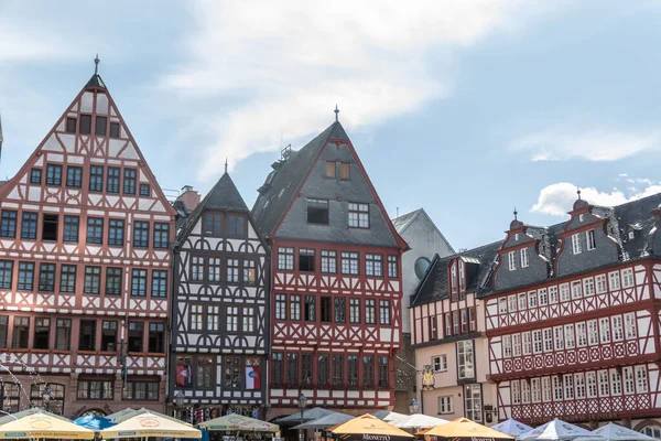Der Römerberg Frankfurt Mit Rathaus Marktplatz Und Fachwerkhäusern — Stockfoto