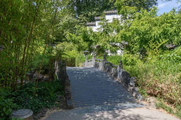 Frankfurt 'taki Çin Cennet Bahçesi