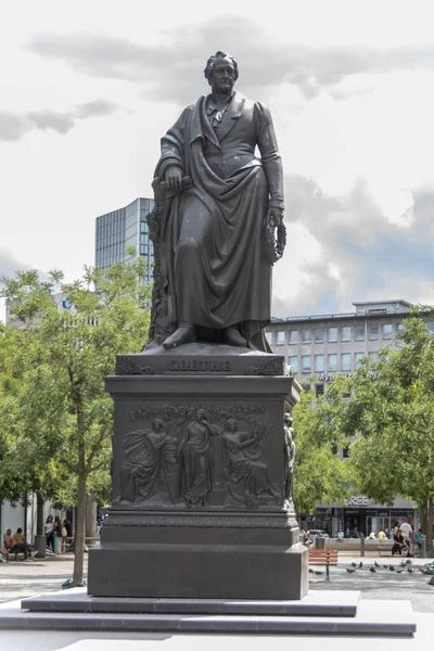 Monumento Goethe Plaza Del Mercado Centro Frankfurt — Foto de Stock