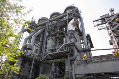 Ruhr bölgesinde eski bir heavy metal fabrikası.