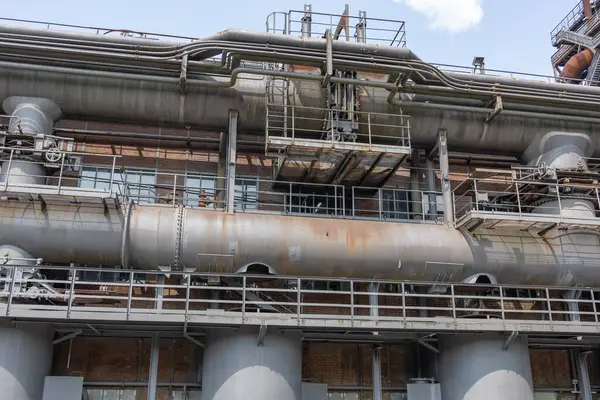 Ruhr bölgesinde eski bir heavy metal fabrikası.