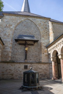 NRW 'de Essen' in büyük taş katedrali.