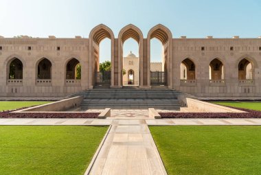 Muscat, Umman, Orta Doğu 'daki Sultan Qaboos Büyük Camii.