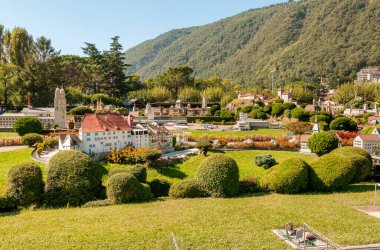 Melide, Ticino, İsviçre - 25 Eylül 2014: Swissminiatur, İsviçre 'nin Melide kentinde bulunan bir minyatür parktır..