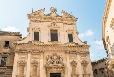 Gesu Kilisesi ya da Madonna del Buon Consiglio 'nun tarihi merkezi Lecce, Puglia, İtalya